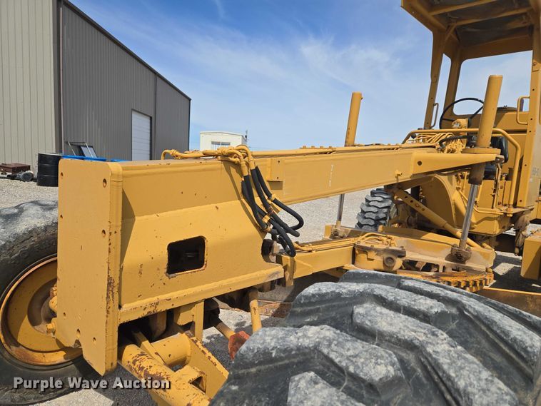 image for item ET1470 1993 Fiatallis 65-B rigid frame motor grader