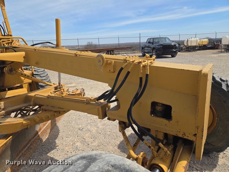 image for item ET1470 1993 Fiatallis 65-B rigid frame motor grader