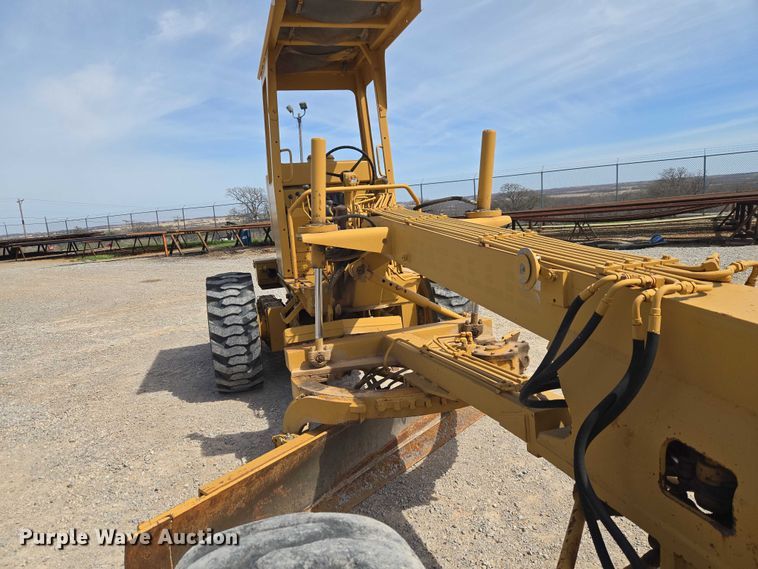 image for item ET1470 1993 Fiatallis 65-B rigid frame motor grader