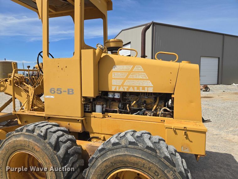 image for item ET1470 1993 Fiatallis 65-B rigid frame motor grader