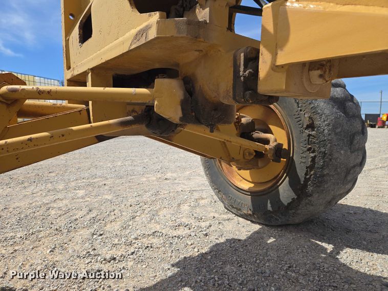 image for item ET1470 1993 Fiatallis 65-B rigid frame motor grader