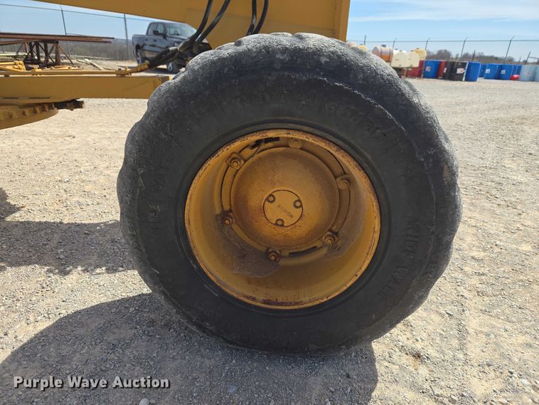 image for item ET1470 1993 Fiatallis 65-B rigid frame motor grader