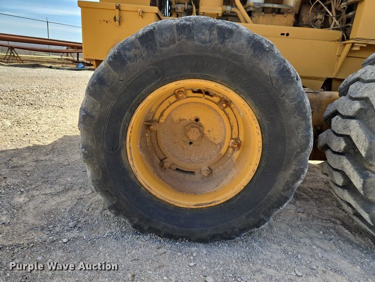 image for item ET1470 1993 Fiatallis 65-B rigid frame motor grader