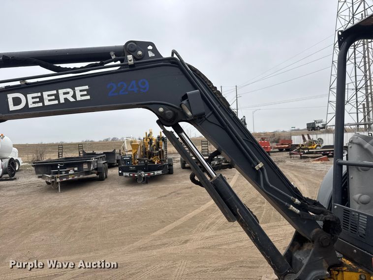 image for item ET1641 2020 John Deere 35G Mini excavator