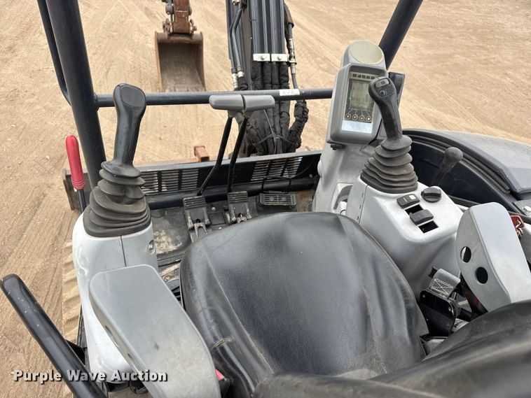 image for item ET1641 2020 John Deere 35G Mini excavator