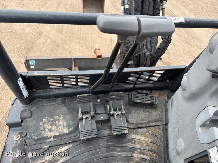 image for item ET1641 2020 John Deere 35G Mini excavator