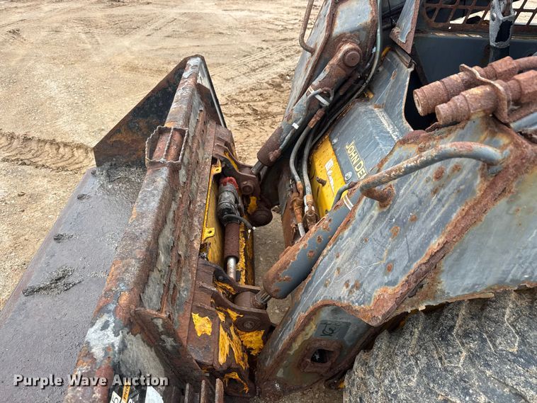 image for item ET1655 2015 John Deere 314G skid steer loader