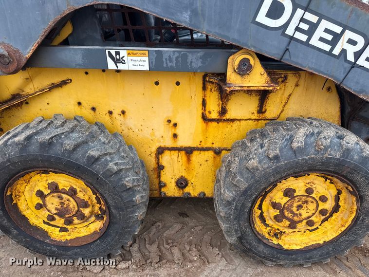 image for item ET1655 2015 John Deere 314G skid steer loader