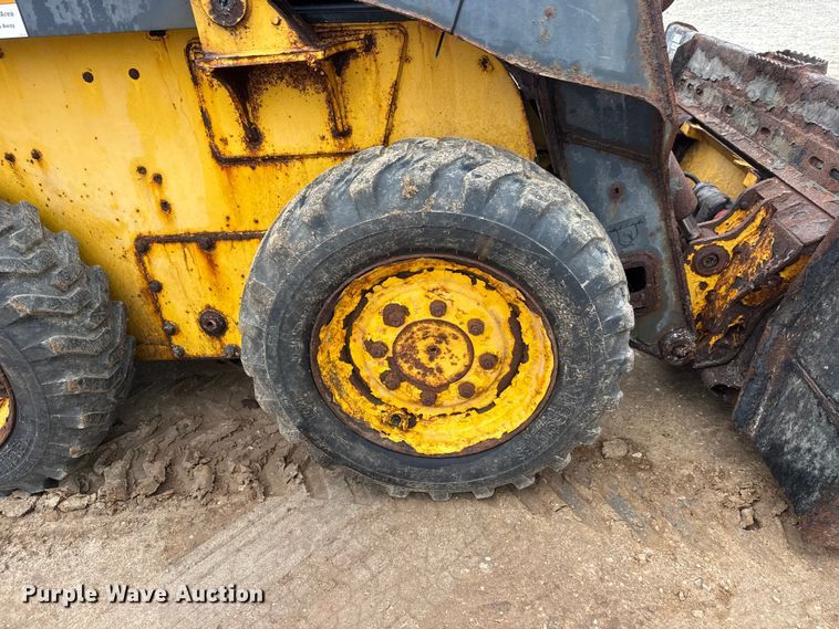 image for item ET1655 2015 John Deere 314G skid steer loader