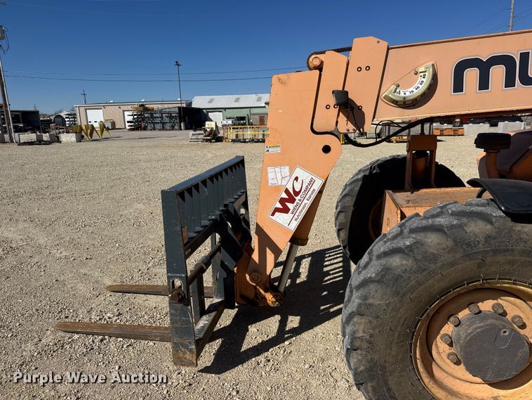 image for item ET1710 Mustang 742 telehandler