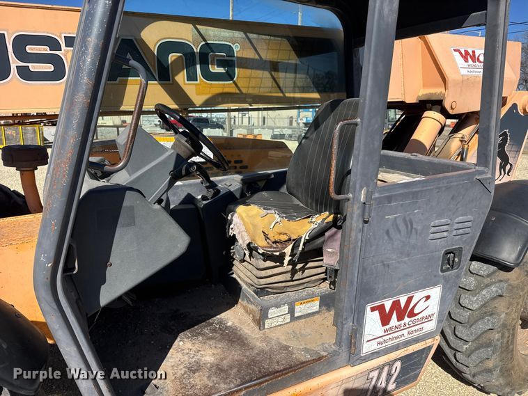 image for item ET1710 Mustang 742 telehandler