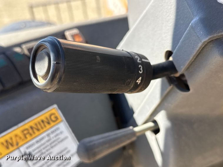 image for item ET1710 Mustang 742 telehandler