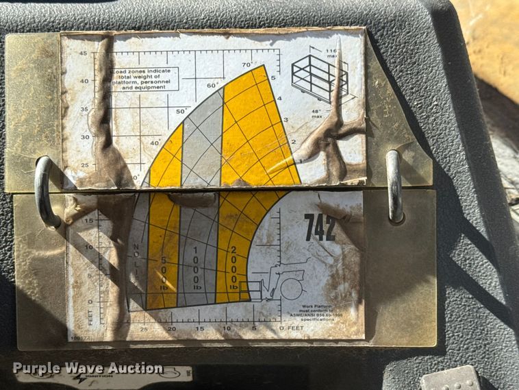 image for item ET1710 Mustang 742 telehandler