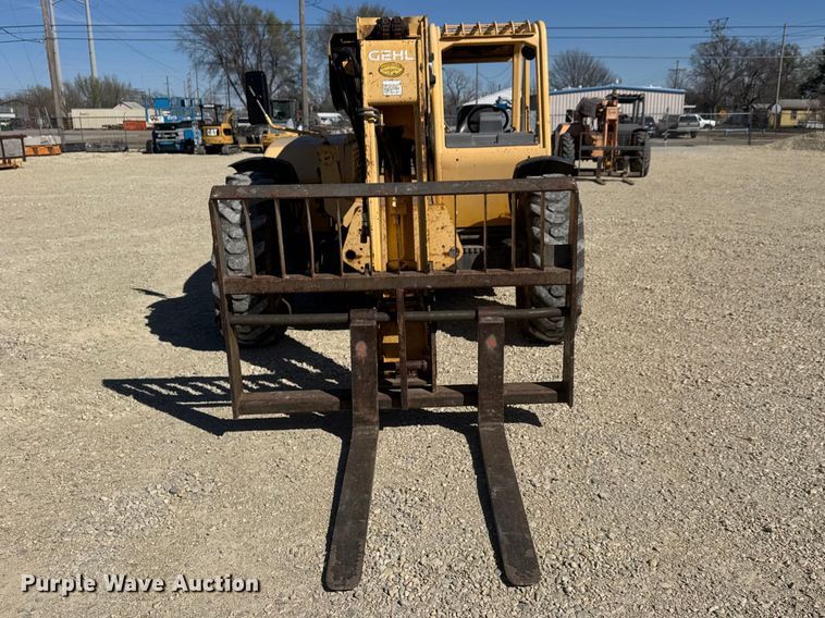 image for item ET1711 1999 Gehl DL-8H telehandler