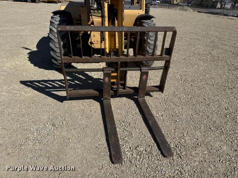 image for item ET1711 1999 Gehl DL-8H telehandler
