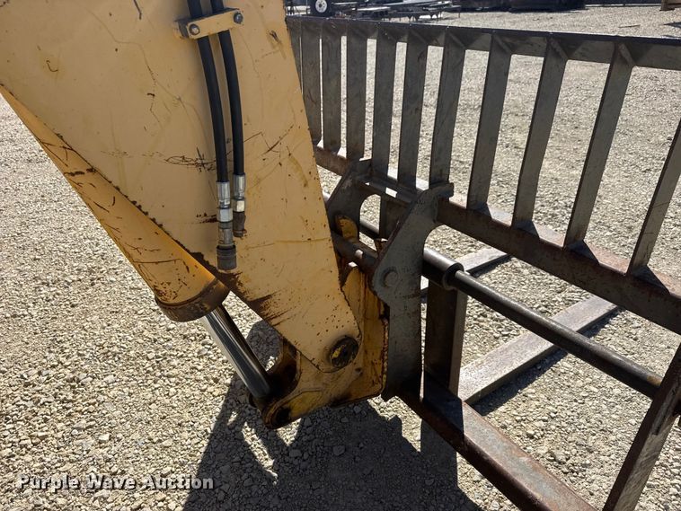 image for item ET1711 1999 Gehl DL-8H telehandler