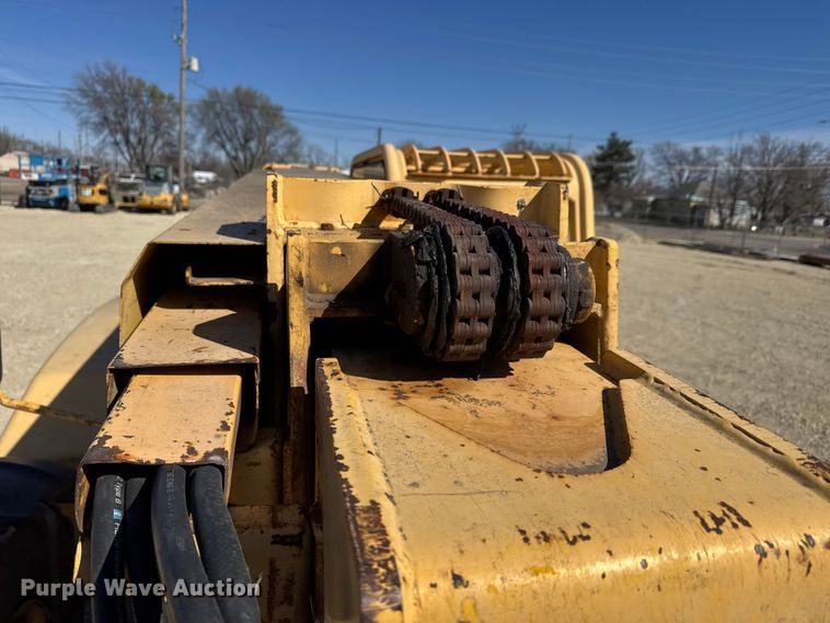 image for item ET1711 1999 Gehl DL-8H telehandler