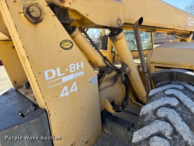 image for item ET1711 1999 Gehl DL-8H telehandler