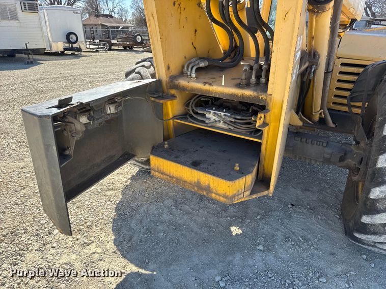 image for item ET1711 1999 Gehl DL-8H telehandler