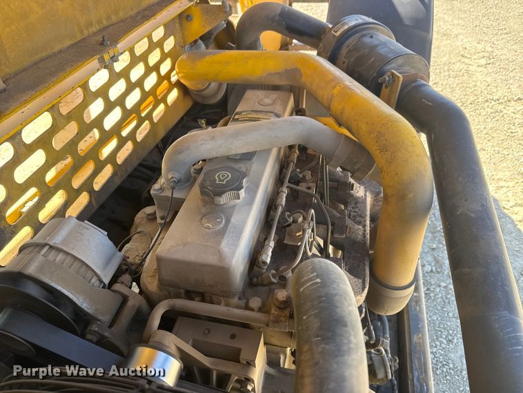 image for item ET1711 1999 Gehl DL-8H telehandler