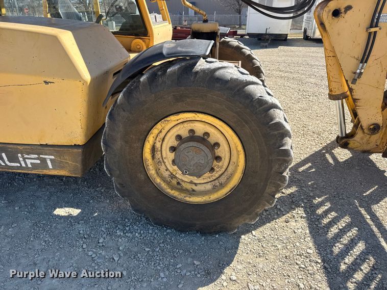 image for item ET1711 1999 Gehl DL-8H telehandler