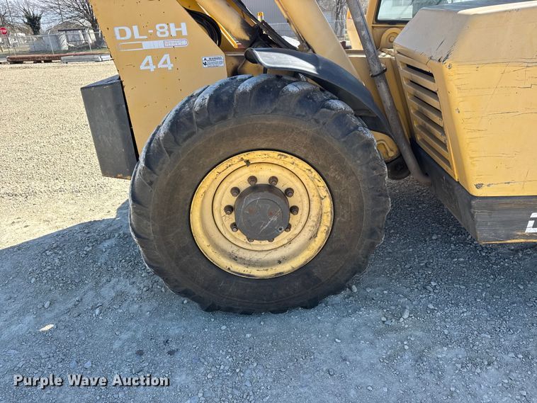 image for item ET1711 1999 Gehl DL-8H telehandler