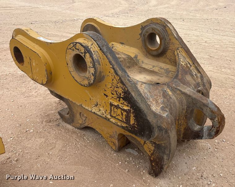 image for item EU4853 Caterpillar excavator quick coupler