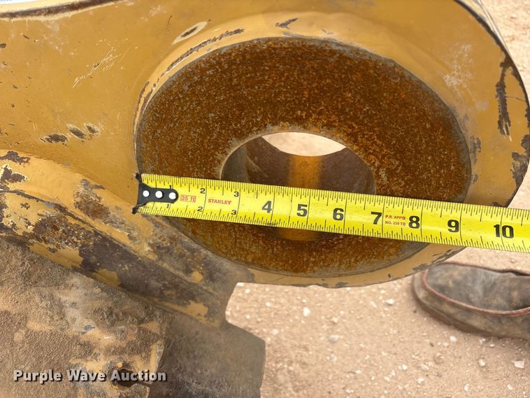 image for item EU4853 Caterpillar excavator quick coupler