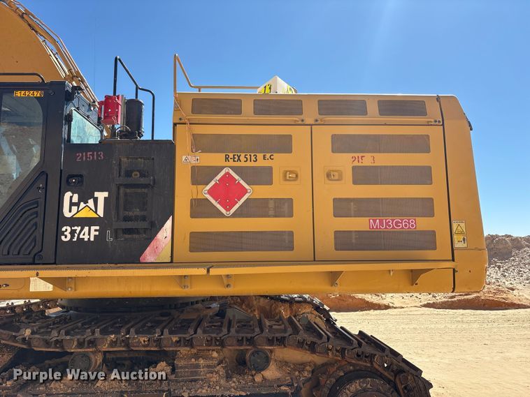 image for item EU4946 2018 Caterpillar 374FL excavator