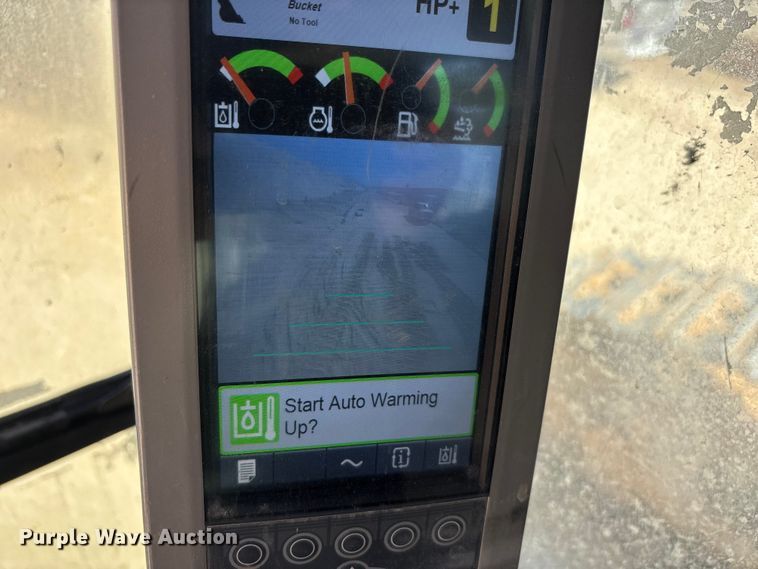 image for item EU4946 2018 Caterpillar 374FL excavator