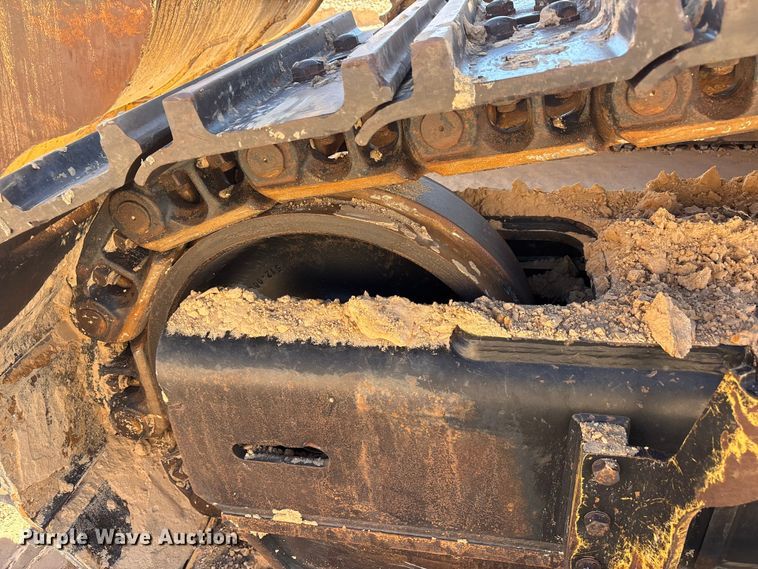 image for item EU4946 2018 Caterpillar 374FL excavator