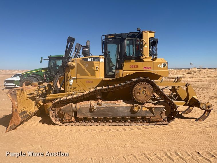 image for item EU4947 2012 Caterpillar D6TXW dozer
