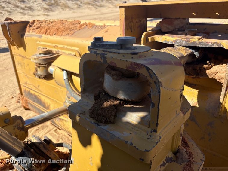 image for item EU4947 2012 Caterpillar D6TXW dozer