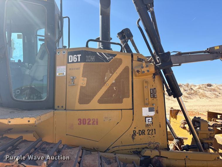 image for item EU4947 2012 Caterpillar D6TXW dozer