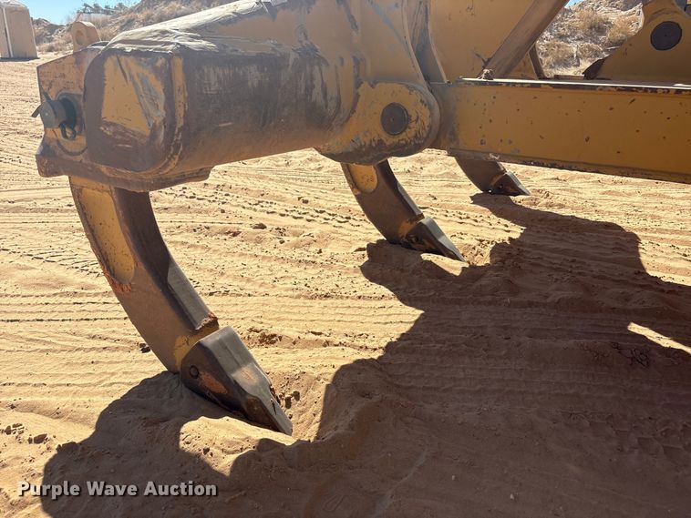 image for item EU4947 2012 Caterpillar D6TXW dozer