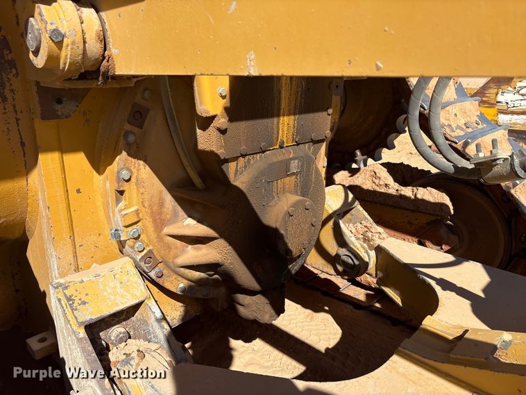 image for item EU4947 2012 Caterpillar D6TXW dozer