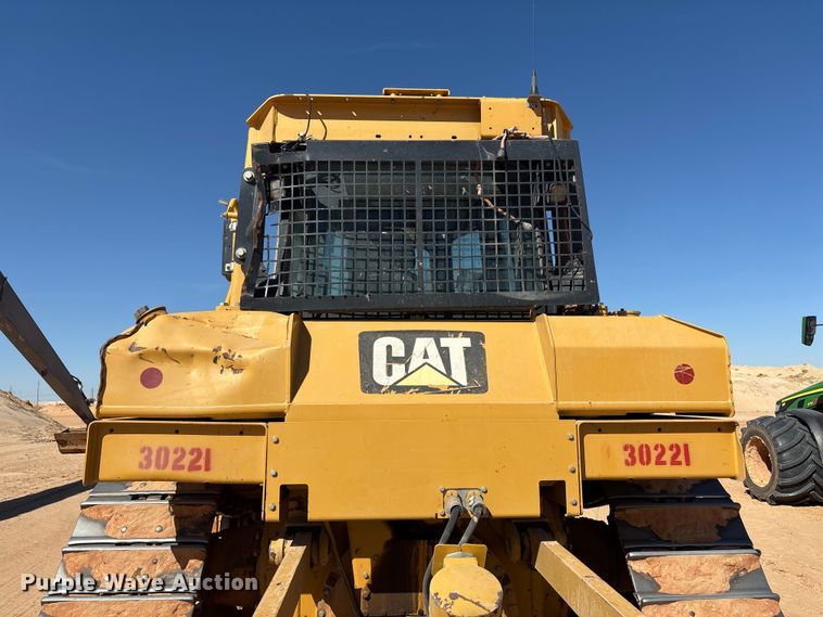 image for item EU4947 2012 Caterpillar D6TXW dozer