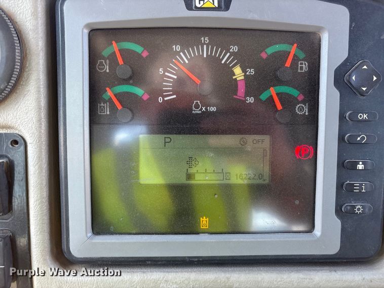 image for item EU4947 2012 Caterpillar D6TXW dozer