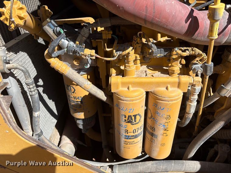 image for item EU4947 2012 Caterpillar D6TXW dozer