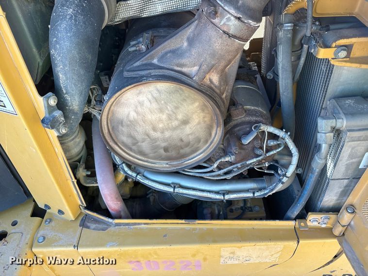 image for item EU4947 2012 Caterpillar D6TXW dozer