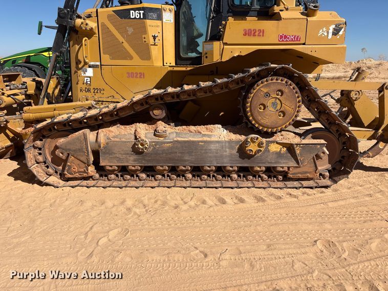 image for item EU4947 2012 Caterpillar D6TXW dozer