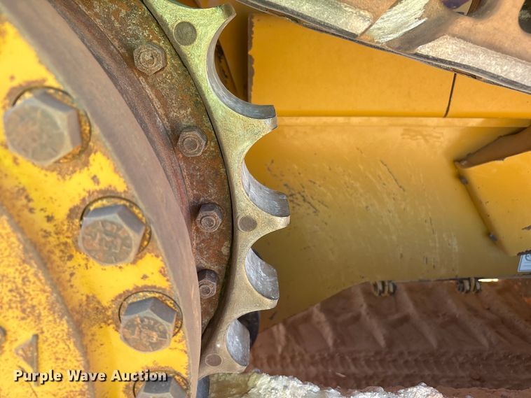 image for item EU4947 2012 Caterpillar D6TXW dozer