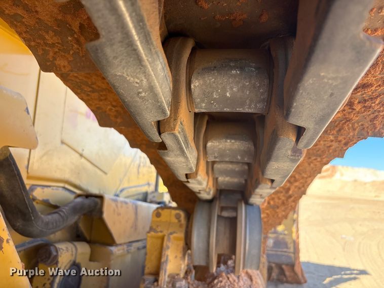 image for item EU4947 2012 Caterpillar D6TXW dozer