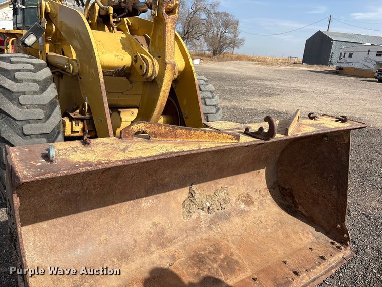 image for item EU4984 1999 Caterpillar 928G wheel loader