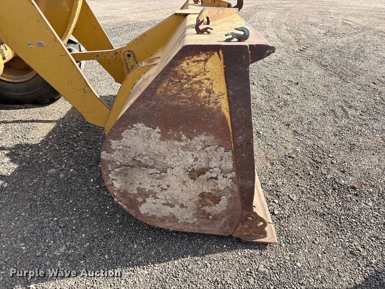 image for item EU4984 1999 Caterpillar 928G wheel loader
