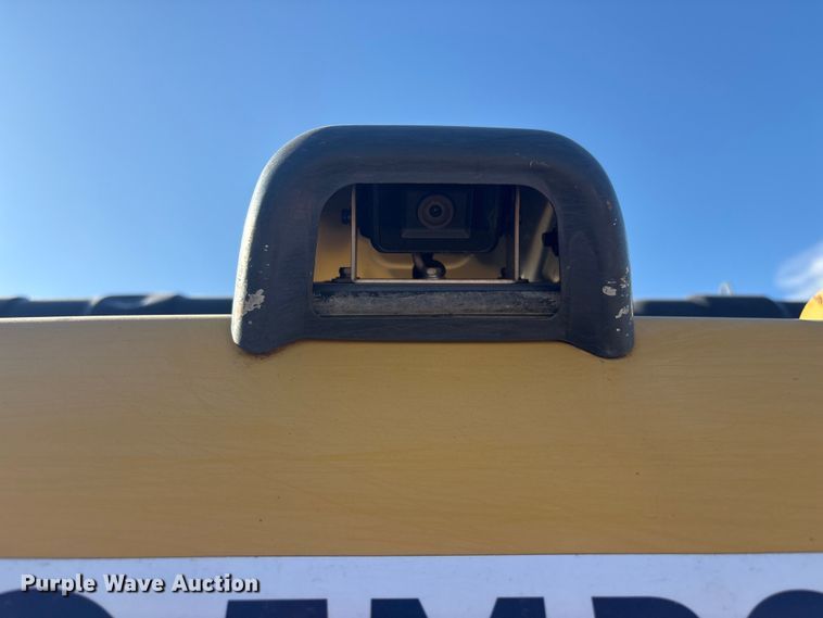 image for item EV2777 Kobelco SK210LC-10 excavator