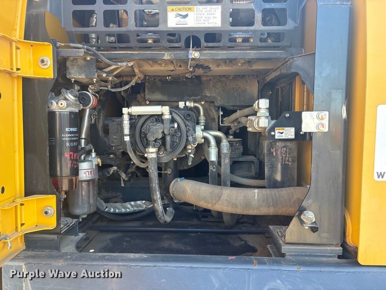 image for item EV2777 Kobelco SK210LC-10 excavator