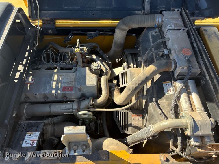 image for item EV2777 Kobelco SK210LC-10 excavator