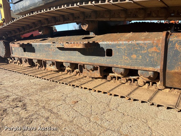 image for item EV2777 Kobelco SK210LC-10 excavator