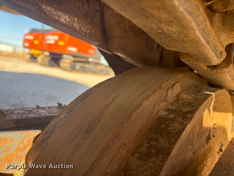 image for item EV2777 Kobelco SK210LC-10 excavator